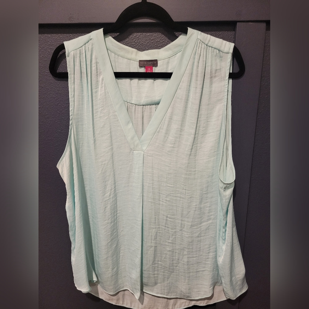 Vince Camuto blouse